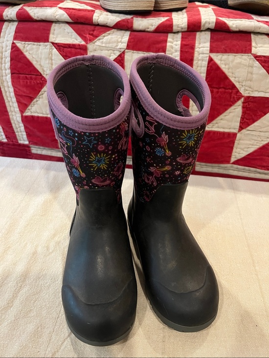 Bogs Other - Bogs Kids Black Rain Boots with Purple Trim and Space Print